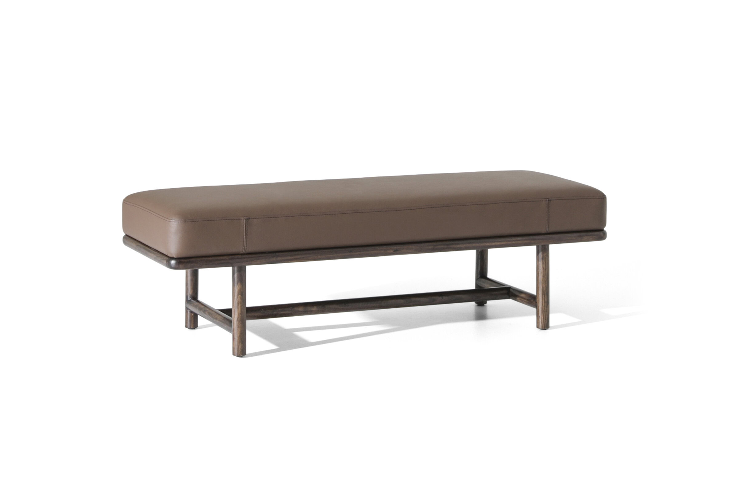 Elegant brown leather bench with wooden legs, ideal for living rooms, bedrooms, or entryways, offering stylish seating and versatile functionality.